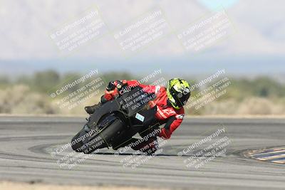 media/Jan-15-2026-Racers Edge (Thu) [[dfebeb70ab]]/2-A Group/Session 3 (Turn 16)/